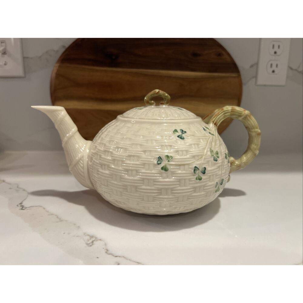 Vintage Belleek Shamrock Teapot basketweave 7th gold mark